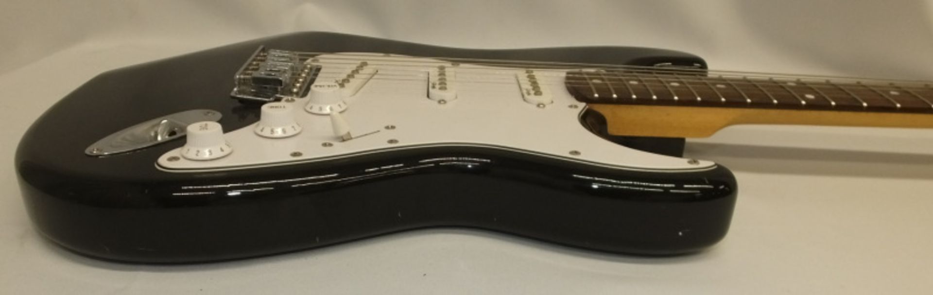 Stagg Electric guitar in case - Image 6 of 8