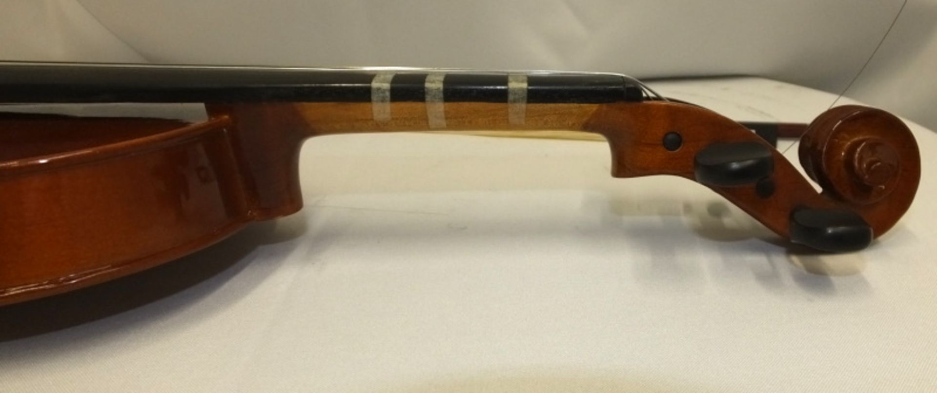 Stentor Student ST Violin (Broken String) & Stentor Case - Serial number M095467 - Image 10 of 17