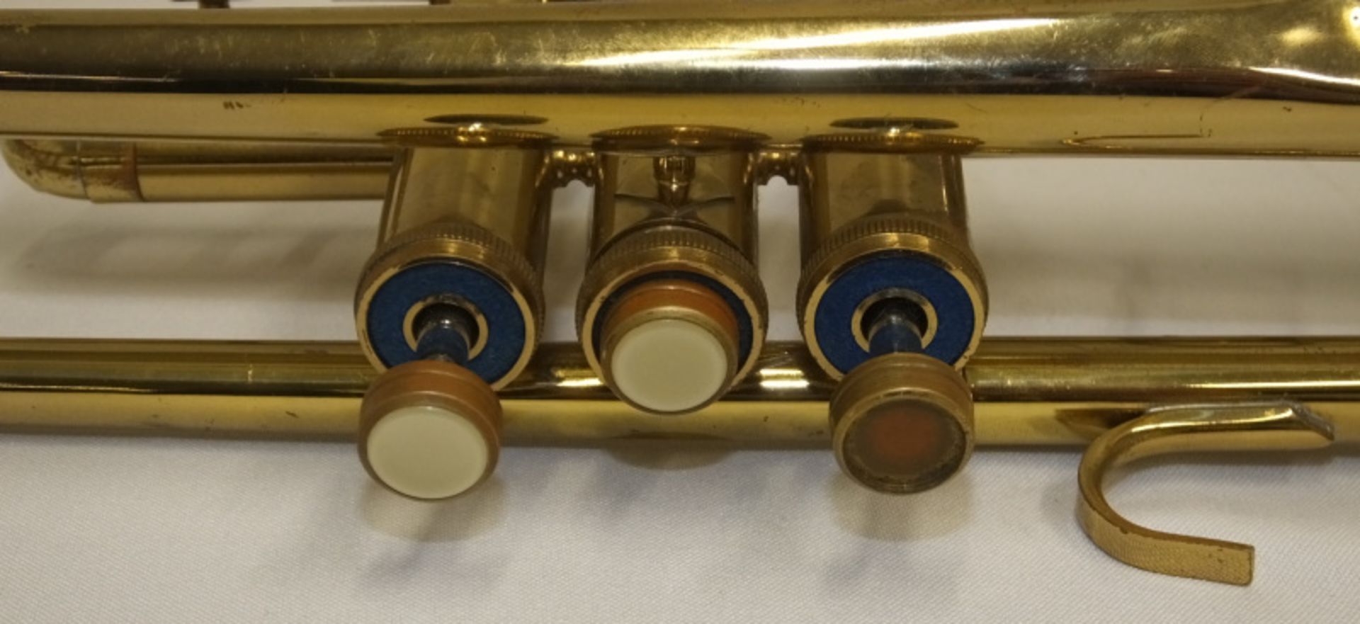 Corton 80 Trumpet in case (middle finger button stuck and no valve cap) - serial number 056142 - Image 9 of 13