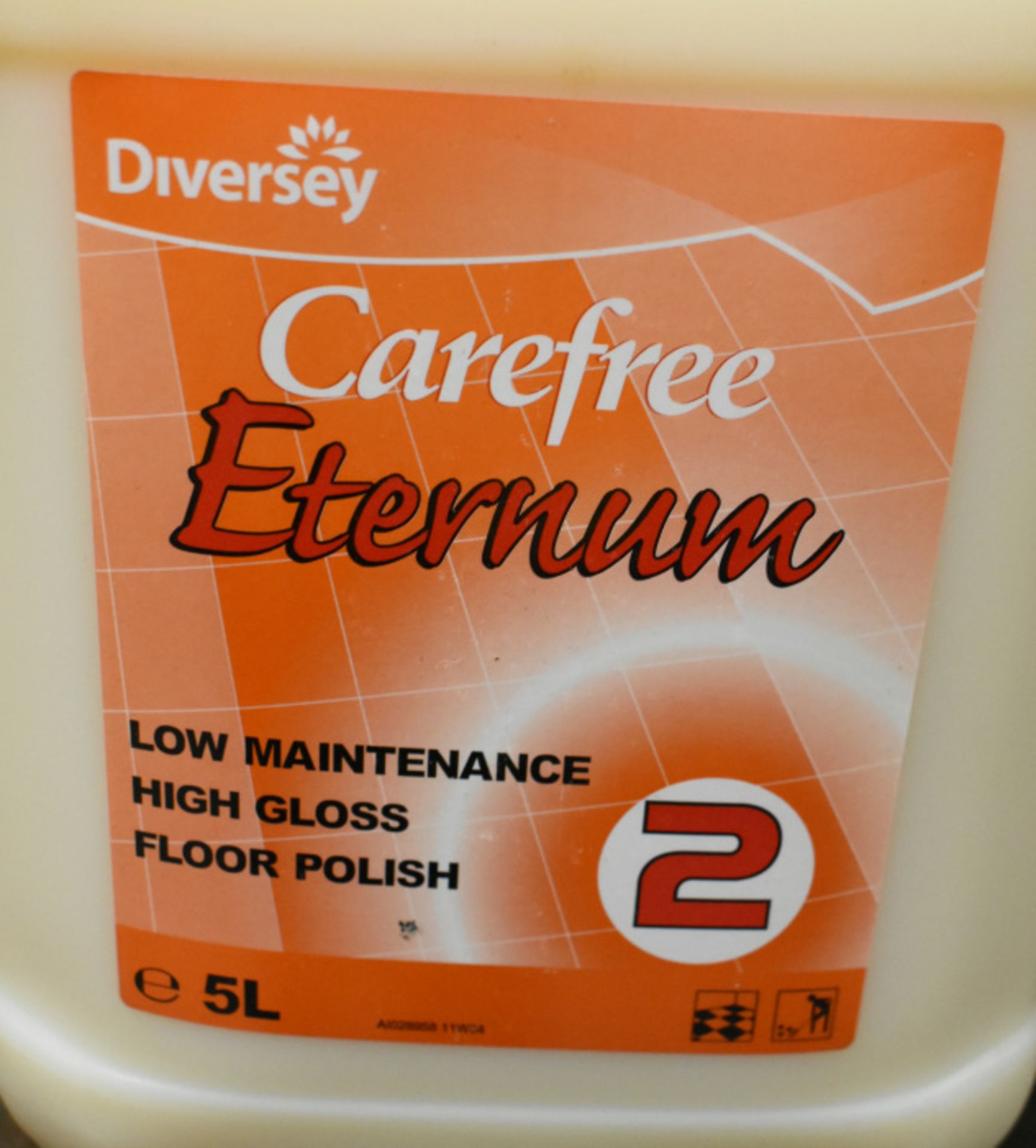 31 x Diversey 5L Carefree Eternum Low maintenance high gloss floor polish - Image 2 of 2