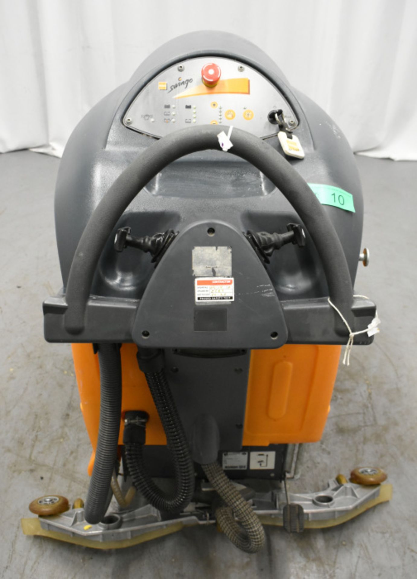 Taski Swingo 1650 Floor Scrubber Dryer - Image 4 of 6