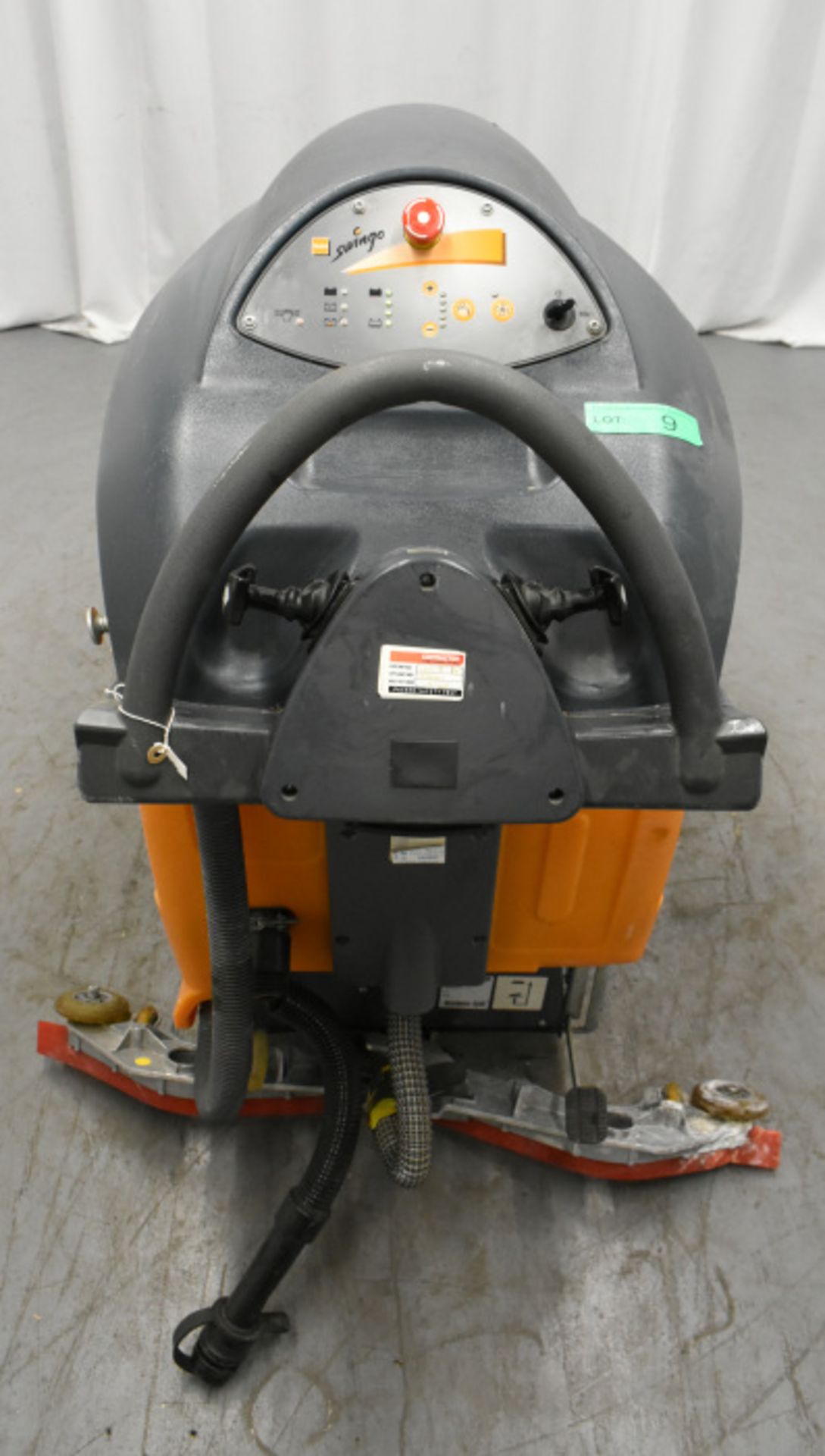 Taski Swingo 1650 Floor Scrubber Dryer - Image 4 of 6