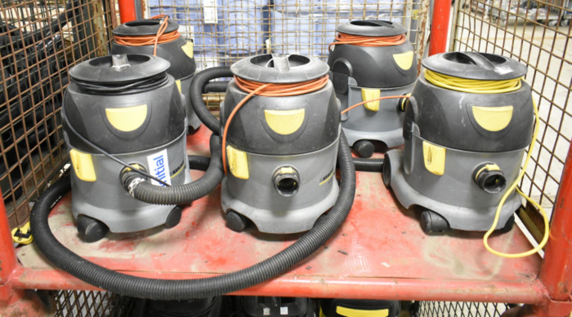 5 x Karcher Proffessional T10/ 1 Vacuum Cleaners