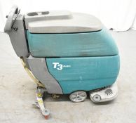Tennant T3 Fast, comes with key and working charger, starts and runs, cleaning functionality unteste