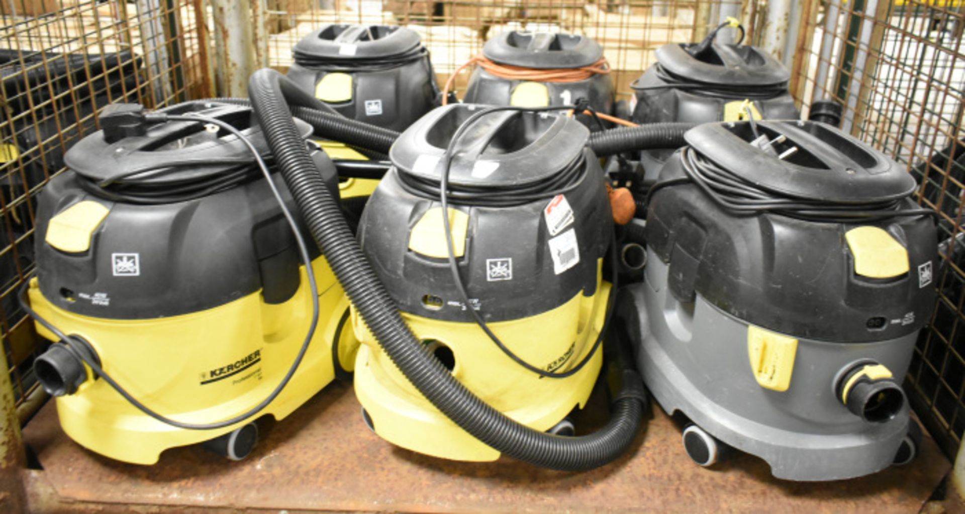 6 x Karcher Proffessional T9/ 1 BP Vacuum Cleaners