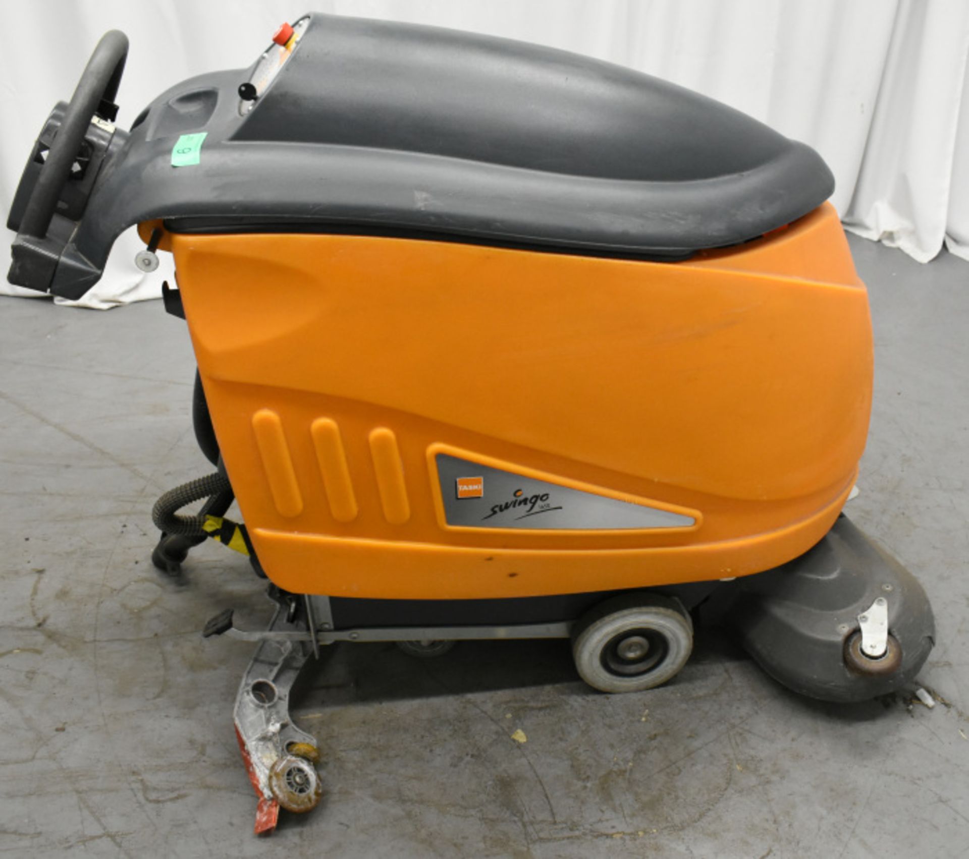 Taski Swingo 1650 Floor Scrubber Dryer