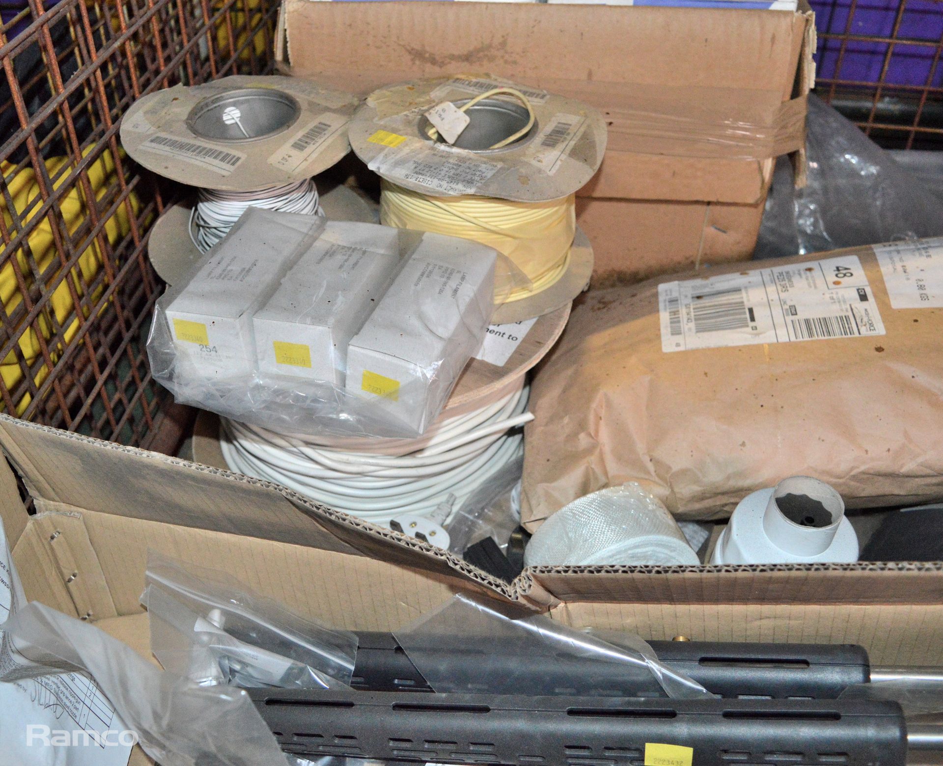 Various Electrical Cable, 3x Lamp Filament 5L, Mechanical Spares, Hose, Gaskets, Earth Ele - Image 3 of 12