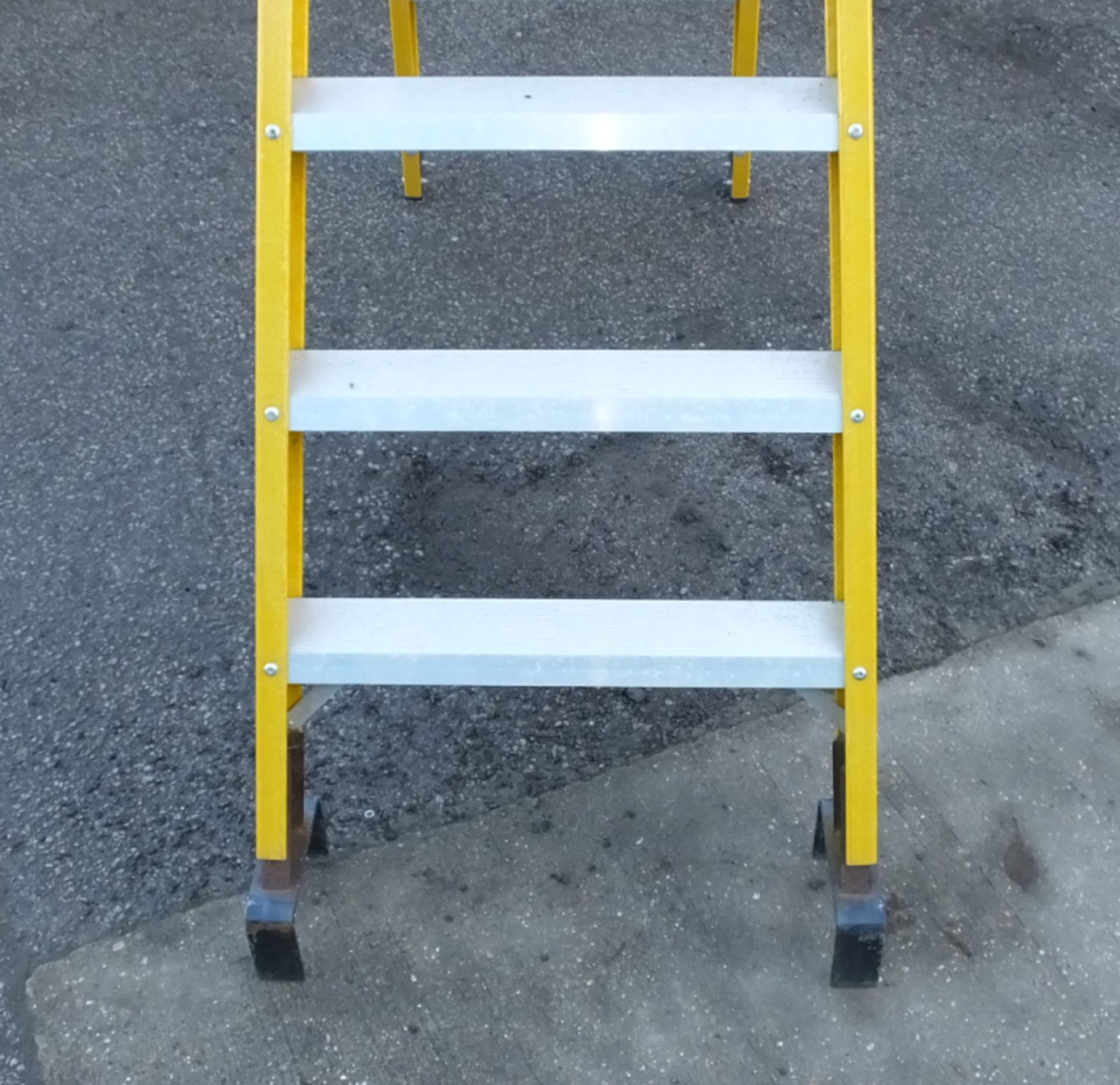 Bratts Ladders 5 Prong Step Ladder - Image 2 of 5