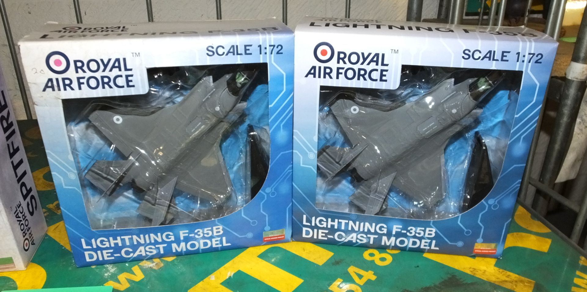 Royal Air Force diecast model - scale 1:72 - Hurricane, Royal Air Force diecast model - sc - Image 3 of 3