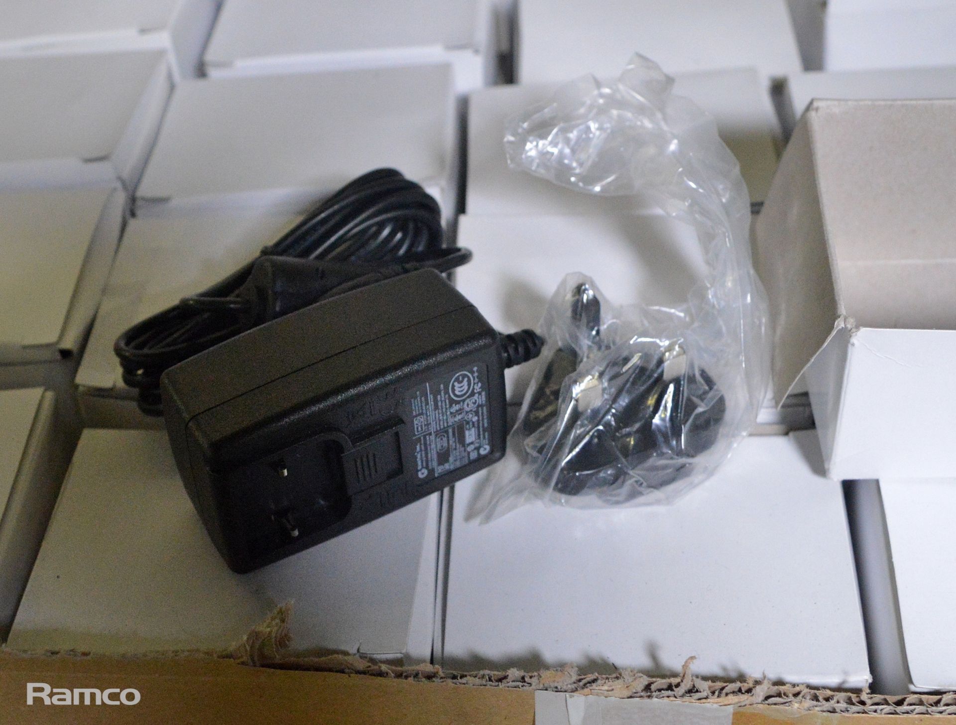 Various Chargers, Cables, Volt Reg PSU Unit 28v Power Units - Image 9 of 12