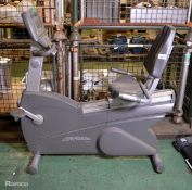 Life Fitness 95Ri Recumbent Exercise Bike