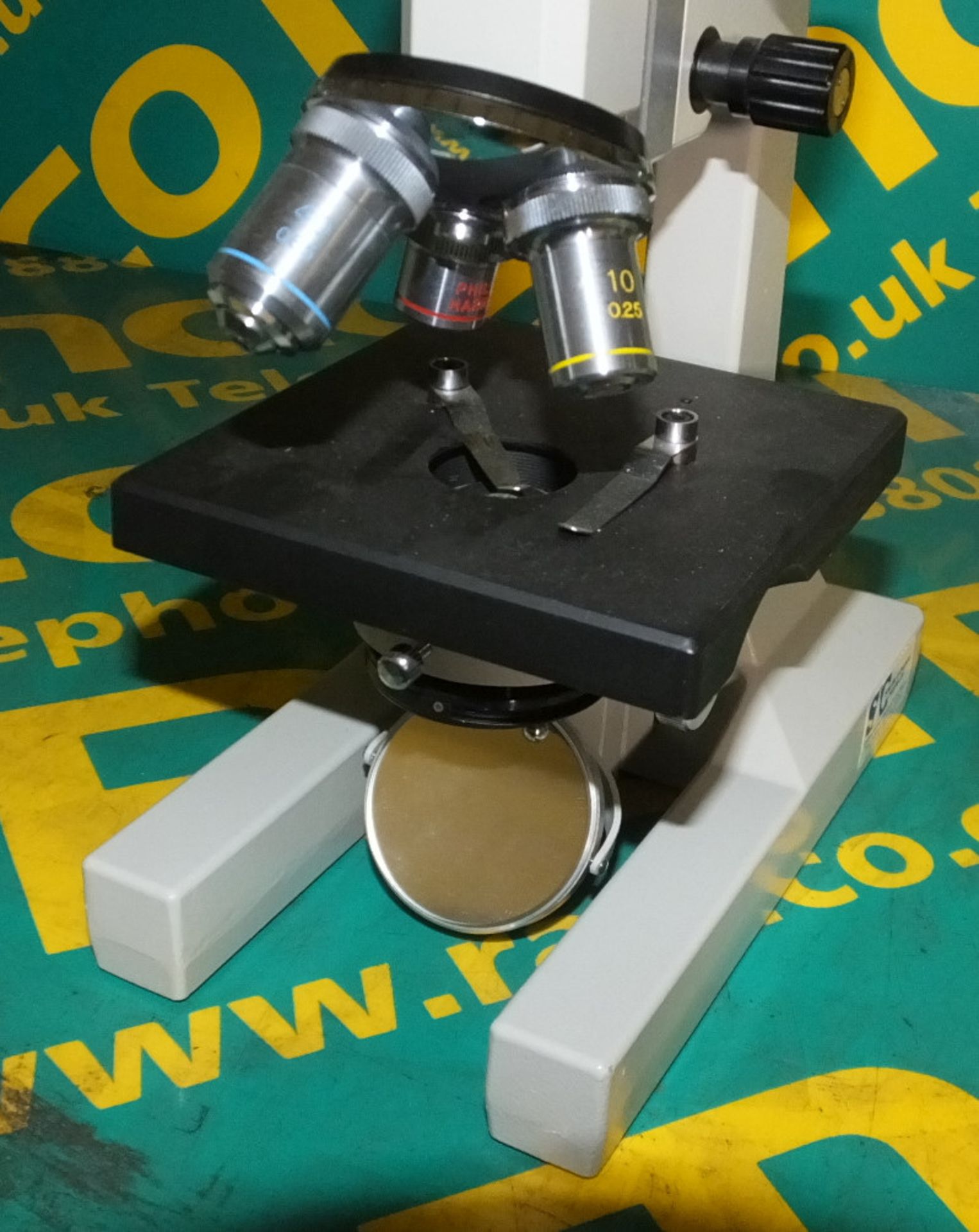 SC Philip Harris Small Microscope - Image 2 of 6