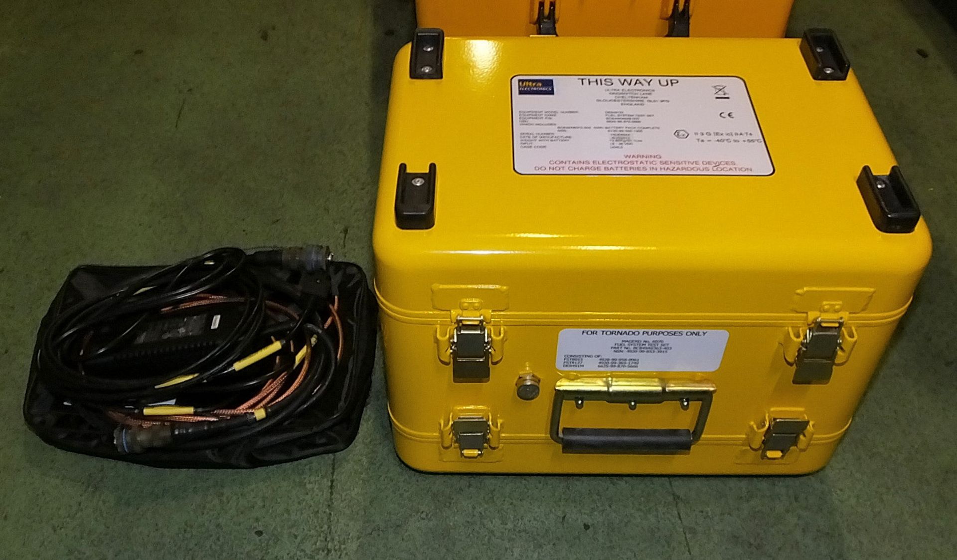Ultra Electronics DE8491M Fuel System Test Set Kit in heavy duty carry case - Image 3 of 5