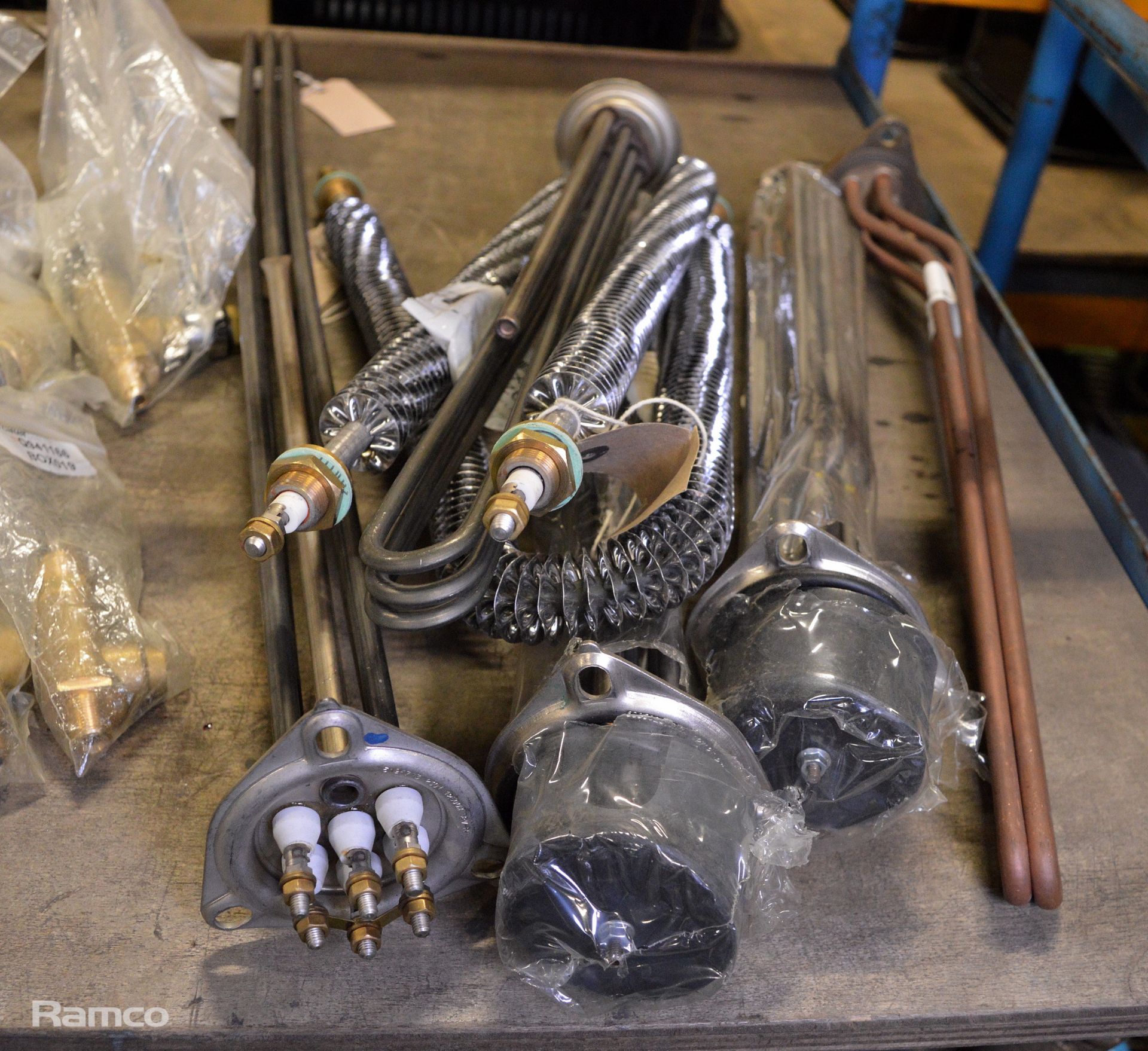 Various Heating Coils & Connectors - Image 5 of 5