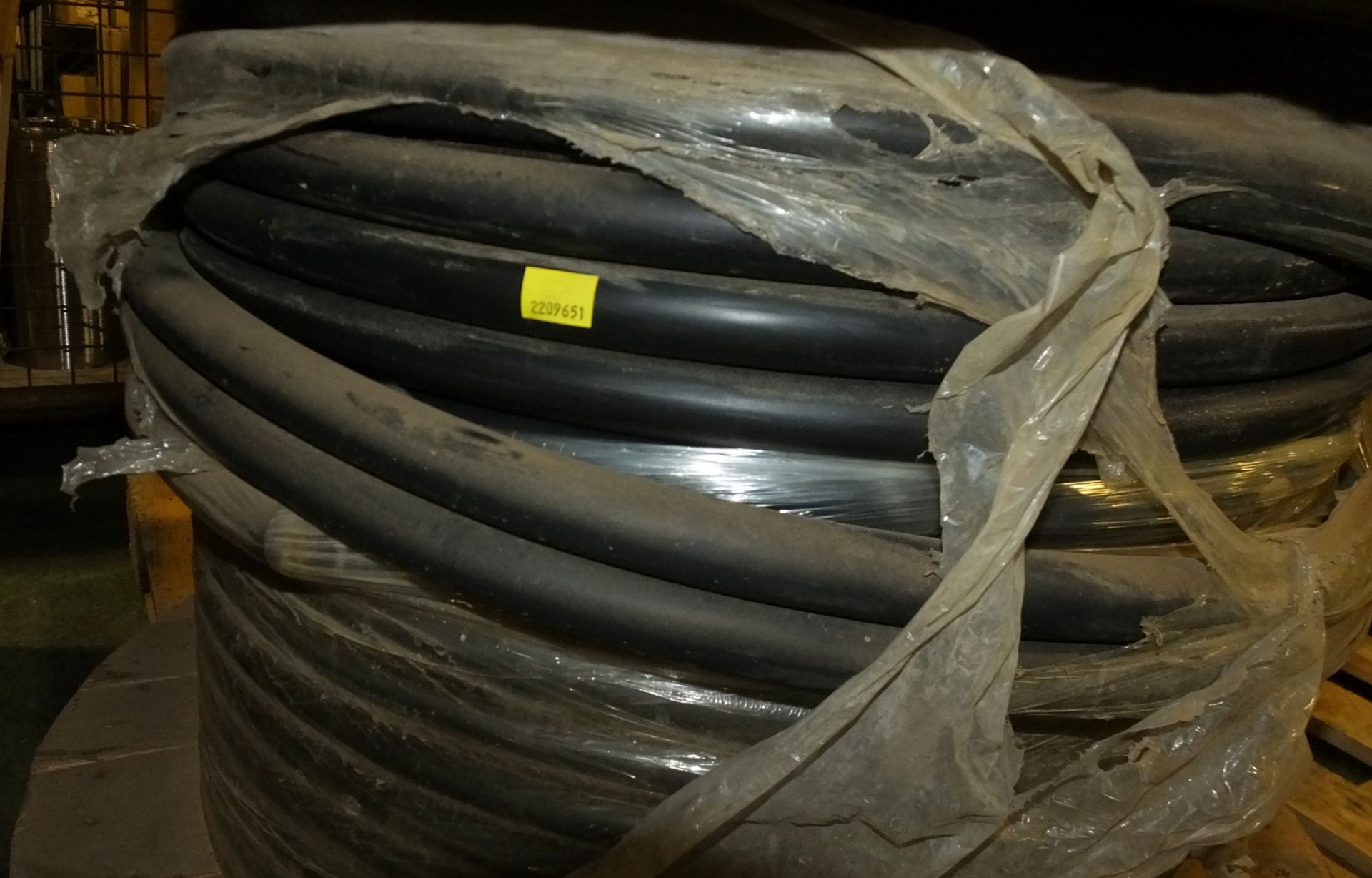 Reel of cable - 5 core - 16mm - HO7RN-F - black - 450/750V - unknown lengths - Image 2 of 2