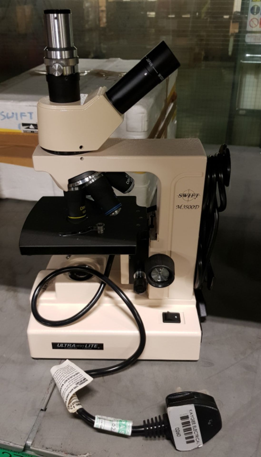 Swift M3500D Microscope 240V