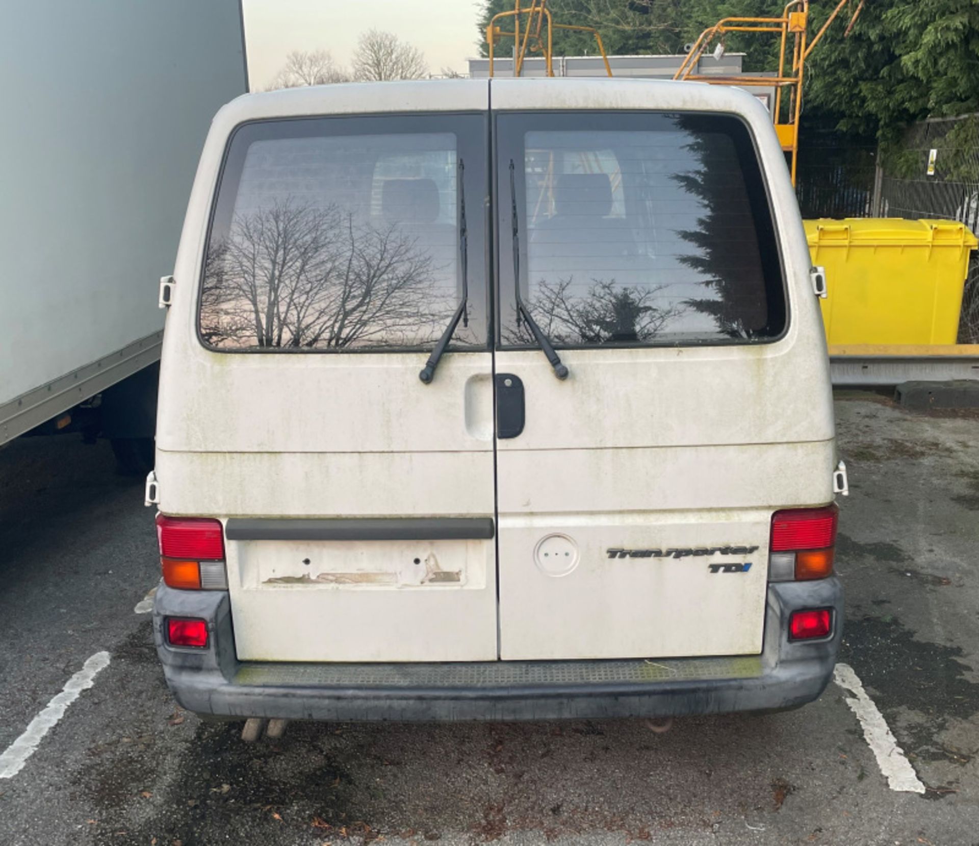 Volkswagen Transporter T4 Cargo Van 2001 (non runner) VIN - WV1ZZZ70Z1H138902 - Image 2 of 30