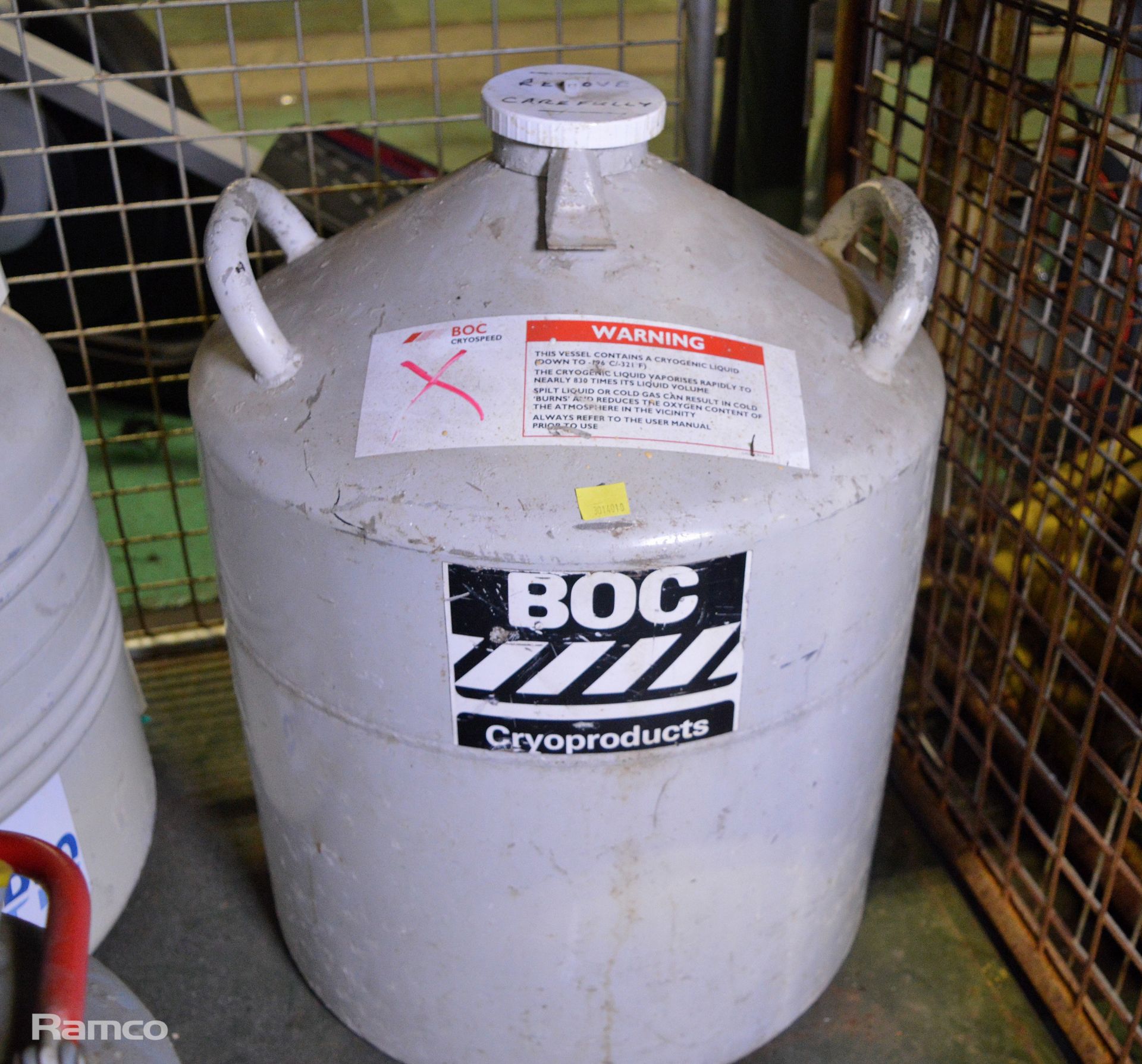 3x Cryogenic Liquid Gas Cylinders - BOC, VWR LD-35, Union carbide LR-10C - Image 3 of 5