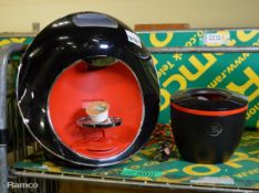 Nescafe Dolce Gusto Coffee Machine & Pod Pot
