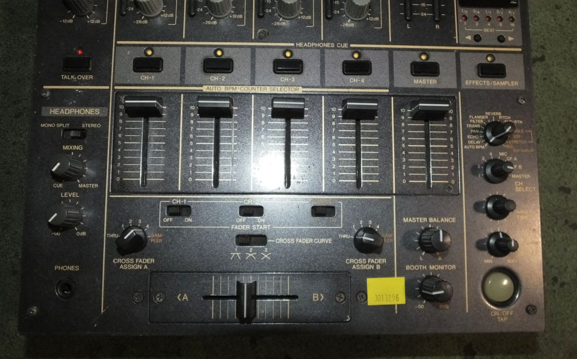 Pioneer DJM-600 Dj Mixer Deck Unit - Image 2 of 5