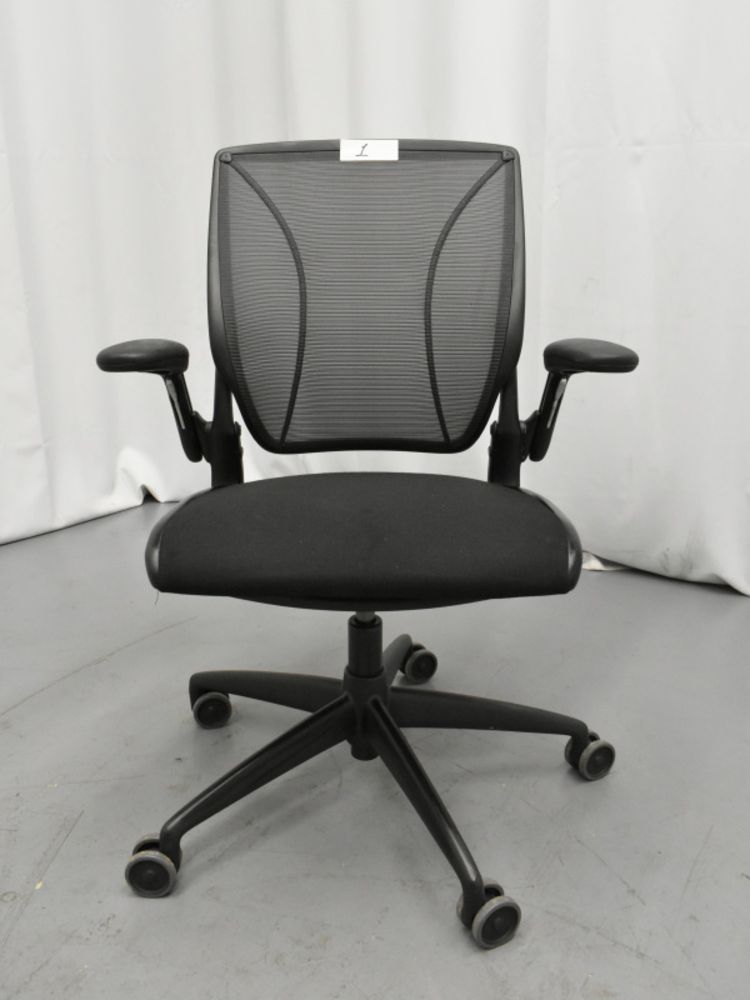 Auction of Over 150 HumanScale Diffrient World Mesh Office Chairs