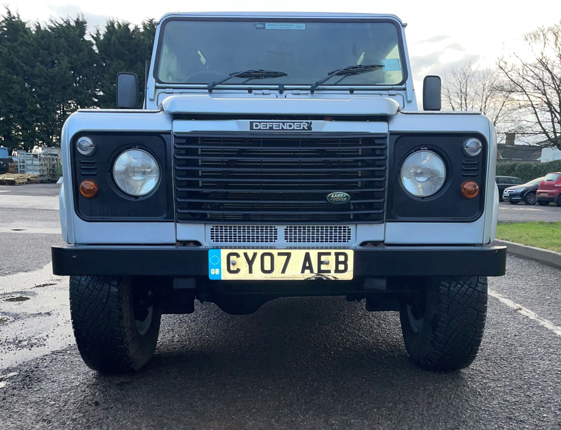 Land Rover Defender 90 TD5 County - 2007 - Silver - Diesel - 2495cc - Full County Specification - Image 4 of 45