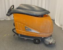 Taski Swingo 1650 Scrubber Dryer - No Key - powers up (tested with another key)