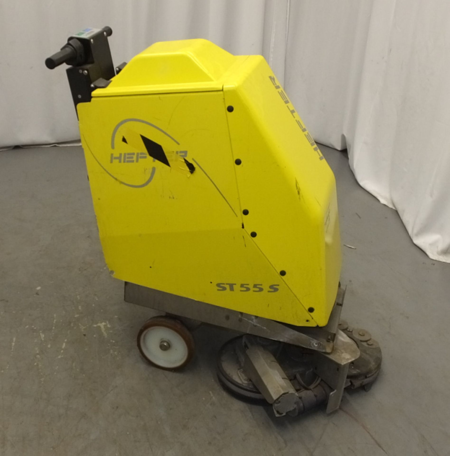 Hefter ST 55S Turnado Scrubber Dryer - no key