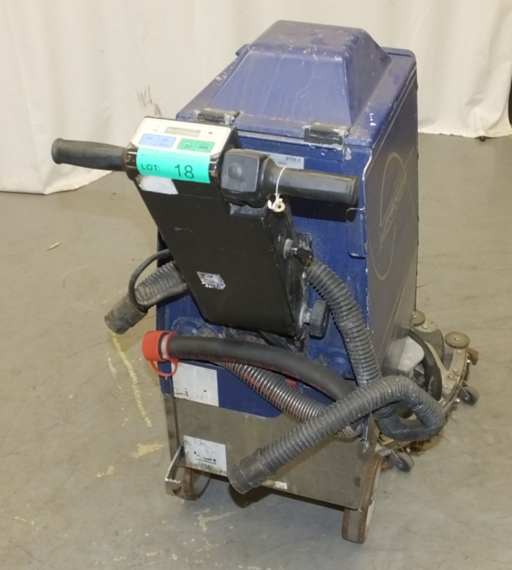 Hefter Turnado ST 55S Scrubber Dryer - no key - Image 6 of 9