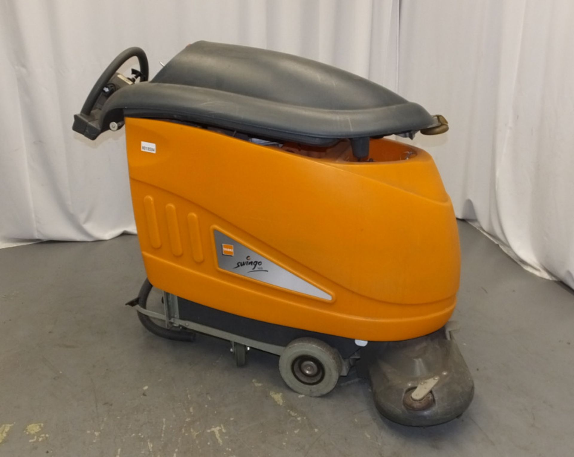 Taski Swingo 1650 Scrubber Dryer - With Key - powers up