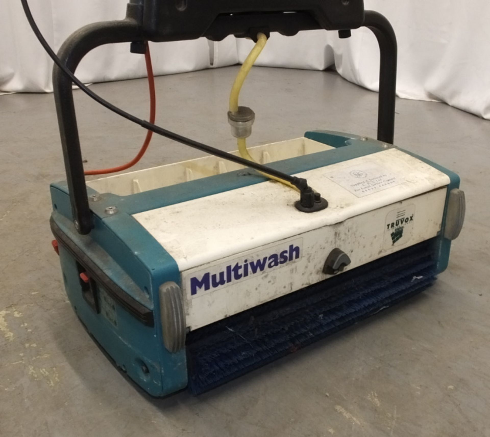 2 x Truvox Multiwash Scrubber Dryers - MW440/PUMP and MW340 - Image 3 of 5