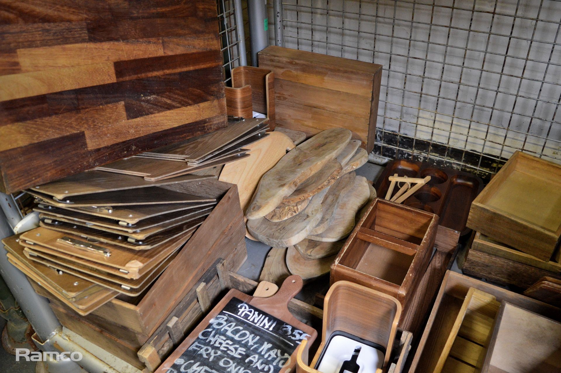 Wooden Kithchenware - Chopping Board, Trays, Clipboards, Menu boards - Image 2 of 4