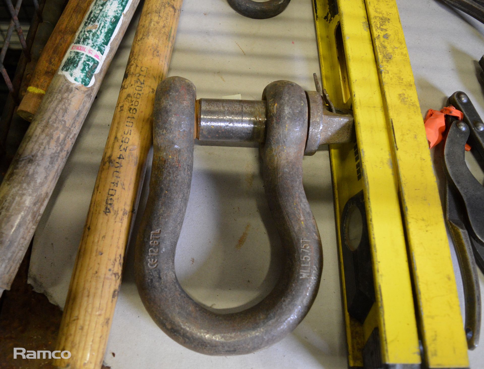 Large Hand Tools - Hand Auger, Shovel, Post Hammer, Helmets, 2 1/4 Inch Spanner, 3x Bow Shackles, Bu - Image 5 of 5