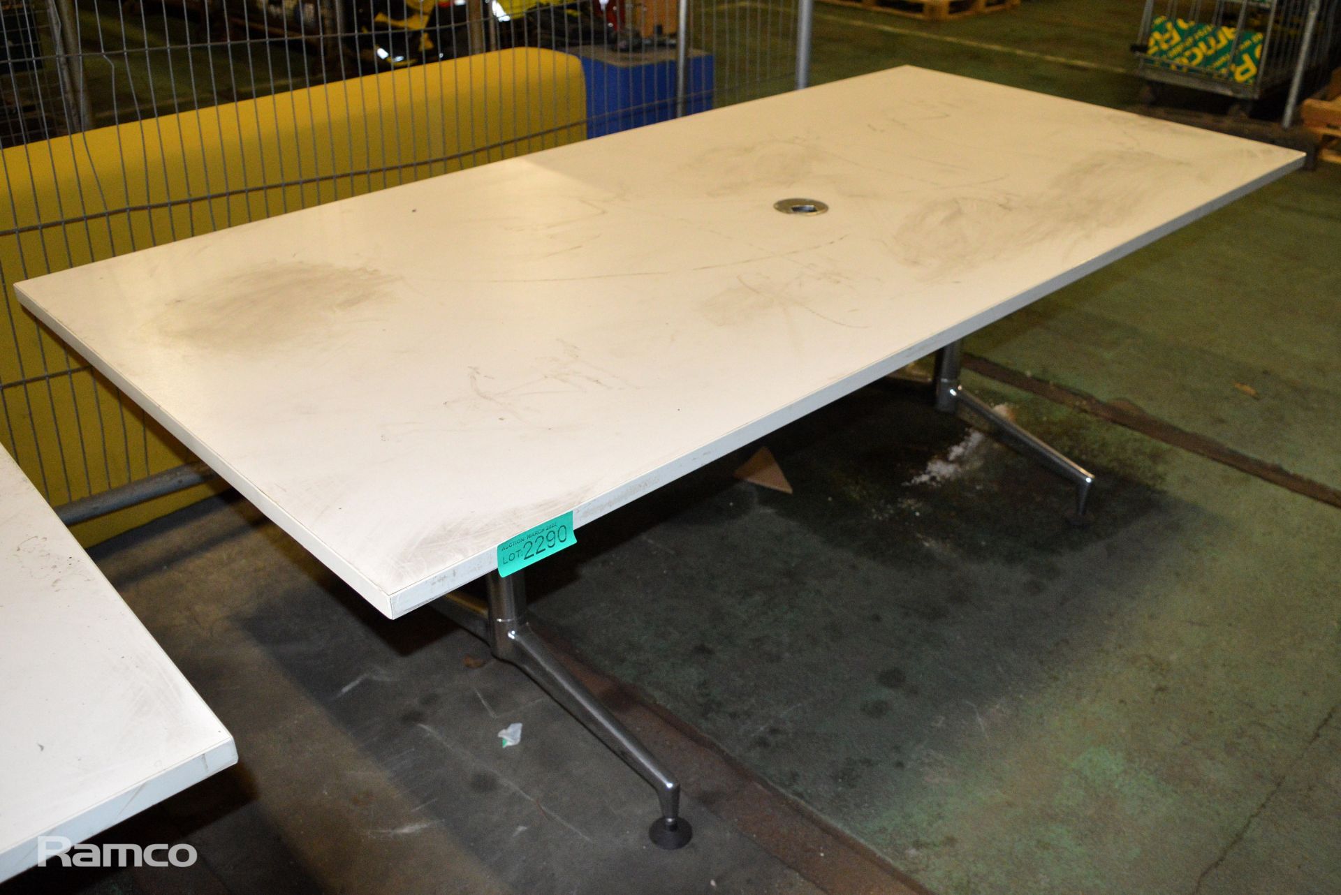 Office Desk, White W 2100mm x D 1000mm x H 740mm - Image 2 of 3