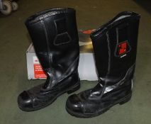 Fire Retardant Boots, Size 8