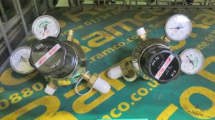 2x BOC ARGON Series 8500/9500 gas regulators