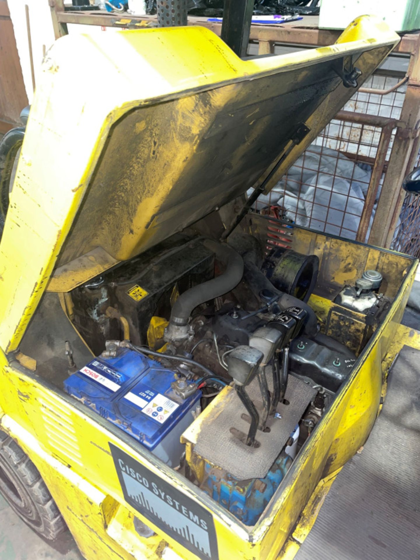 CAT Forklift - LOLA certificated - coolant leak - Image 17 of 19