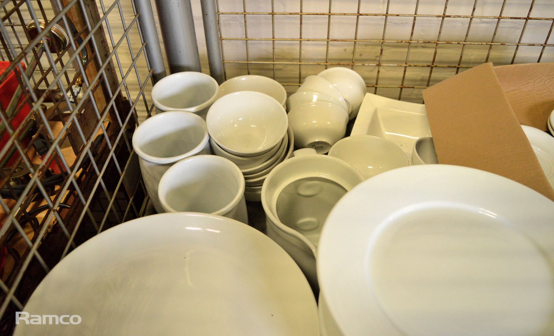 Various Crockery Items - Plates, Trays, Bowls, Jars - Image 2 of 5