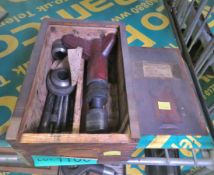 Pullers Valve Guide In A Wooden Box