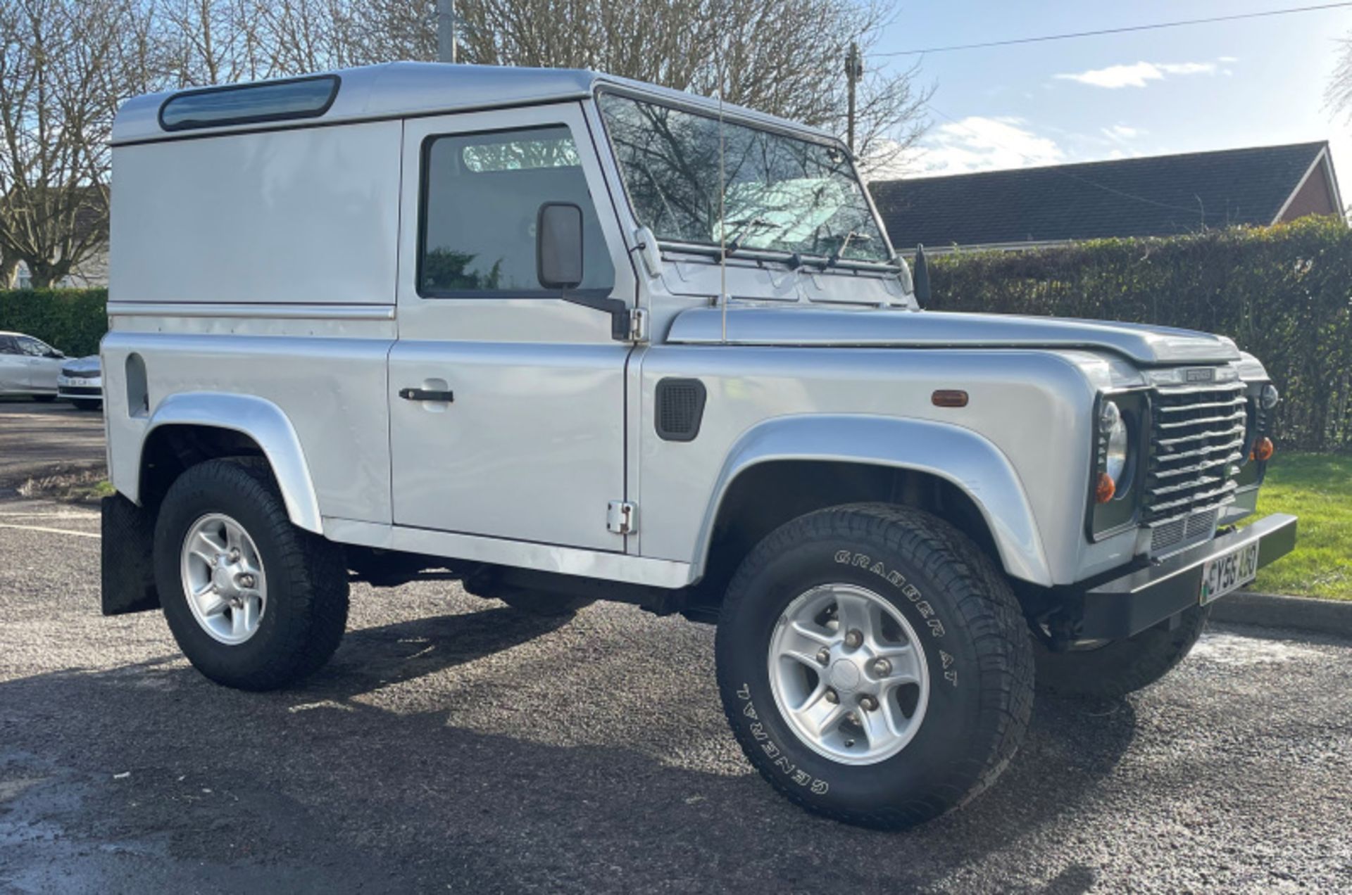 Land Rover Defender, 114,183 Miles, Diesel 2495cc Engine, 2007 model - full details in description