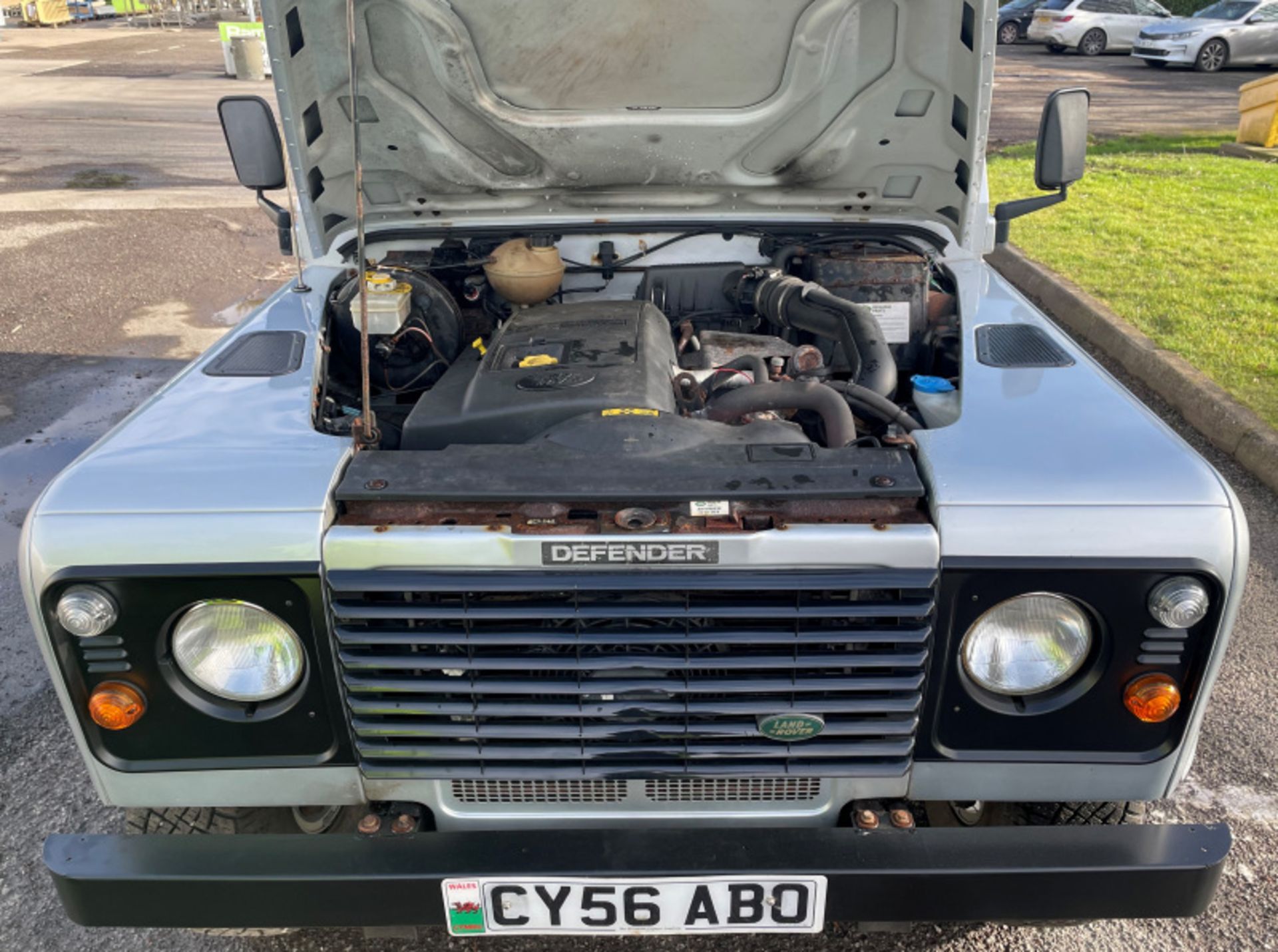 Land Rover Defender, 114,183 Miles, Diesel 2495cc Engine, 2007 model - full details in description - Image 29 of 38