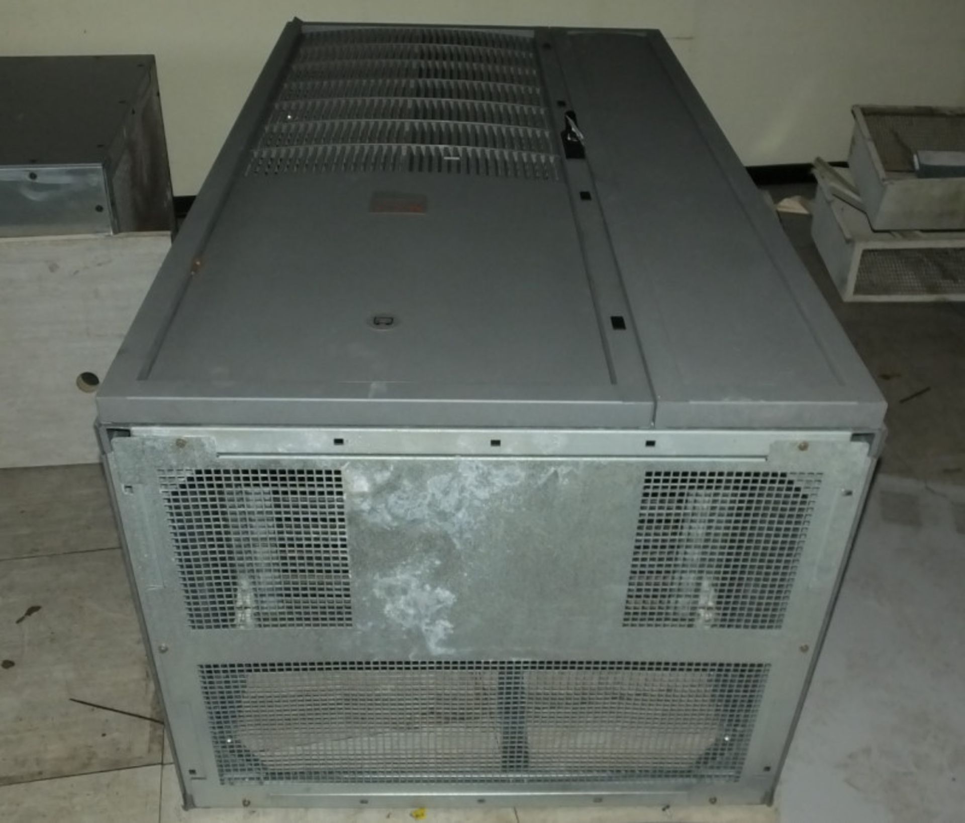 Large White cabin used for housing electronics - Electronic racks, Panels - 5x Toshiba External Air - Image 15 of 21