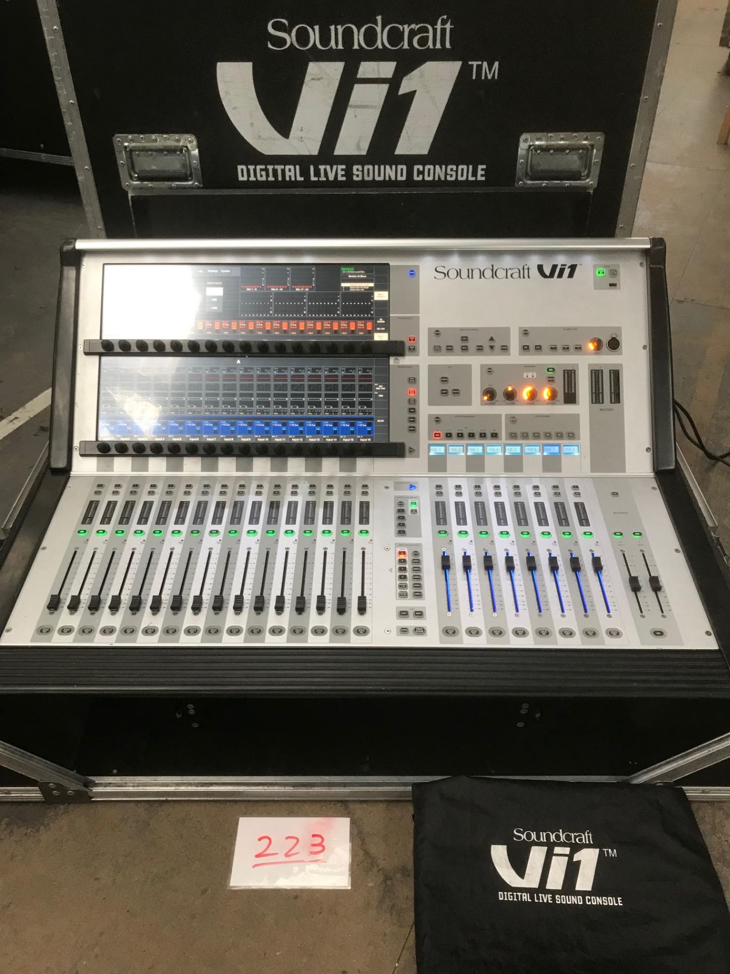 Soundcraft Vi1 c/w CAT5 MADI card