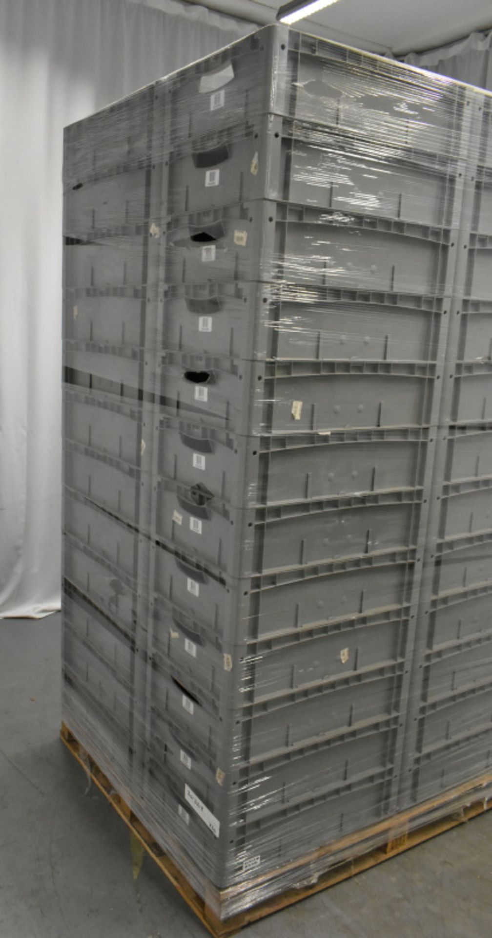 60x Tote Storage Boxes - L600 x W400 x H150mm - Image 4 of 4