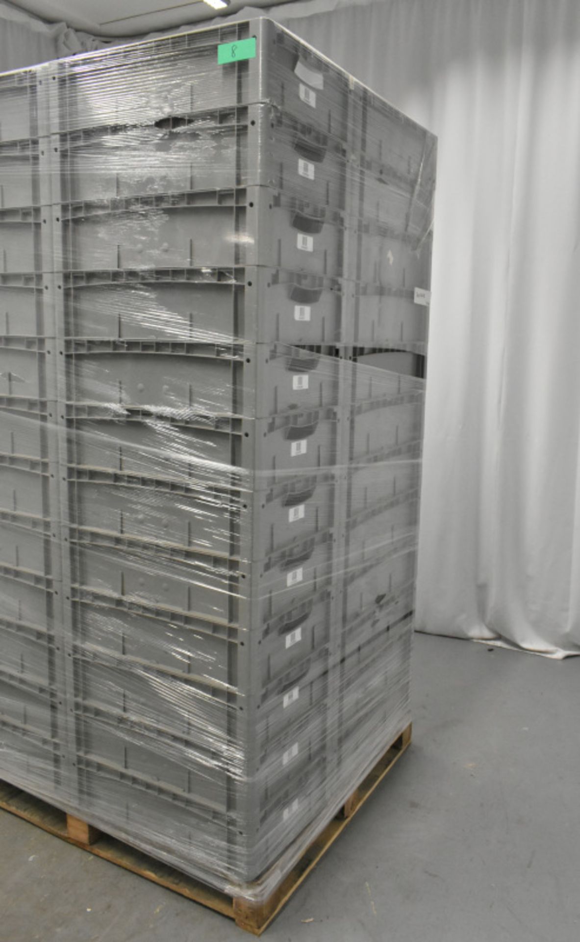 60x Tote Storage Boxes - L600 x W400 x H150mm - Image 2 of 4