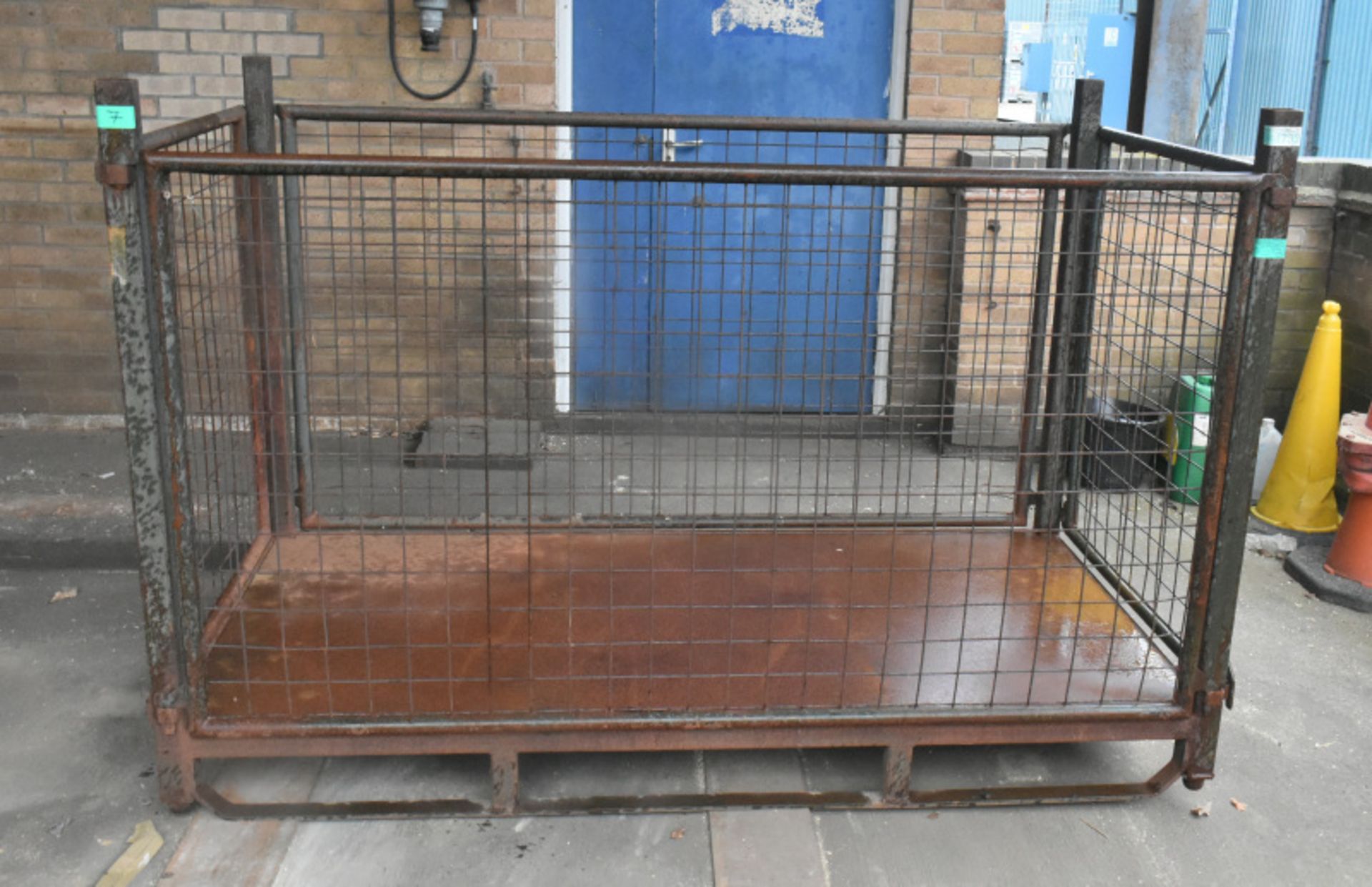 Longspan Metal Stillage - External dimensions L213 x W113 x H143cm - PLEASE SEE PICTURES FOR CONDITI