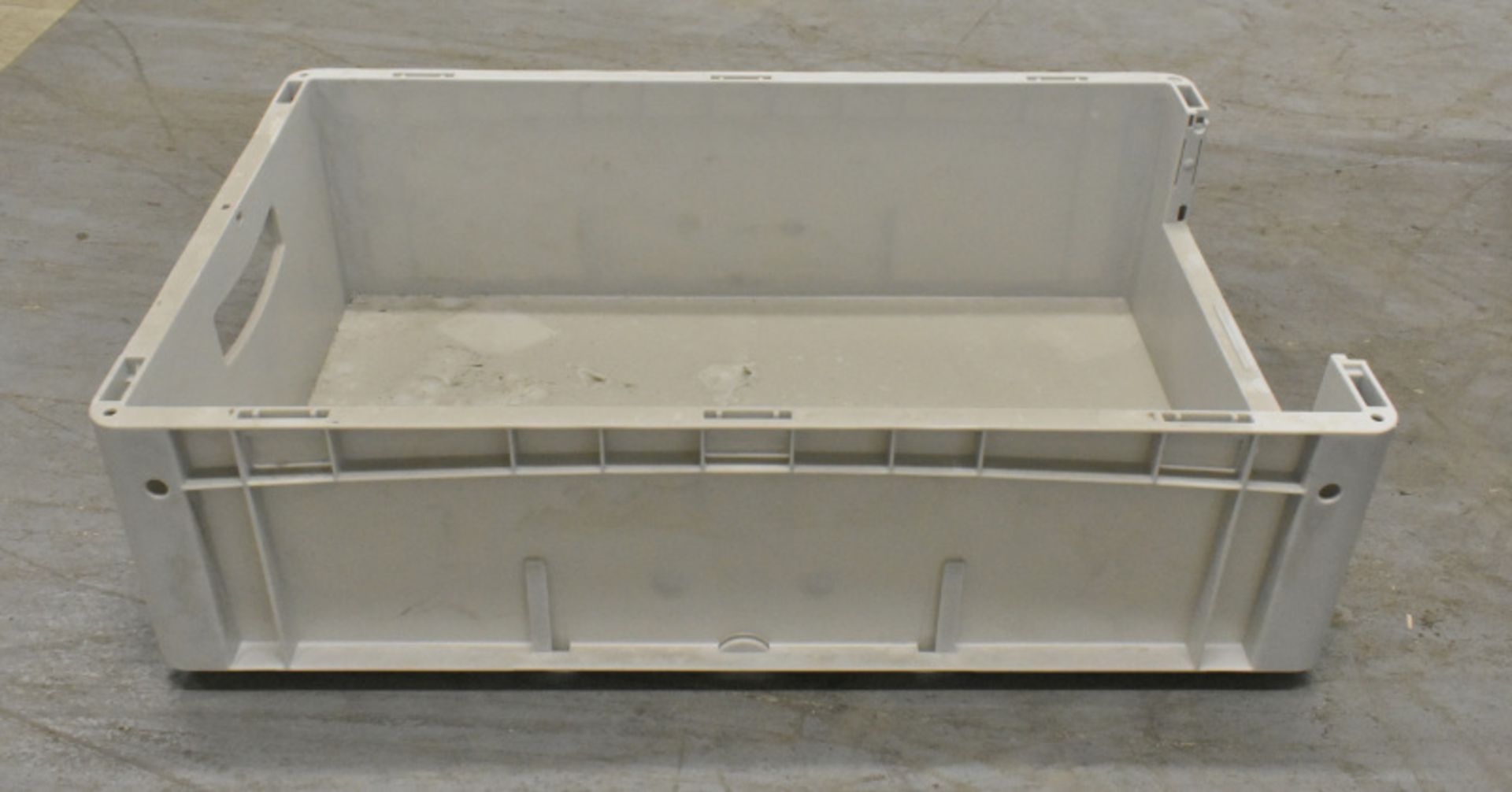 55x Tote Storage Boxes - L600 x W400 x H150mm - Image 6 of 6