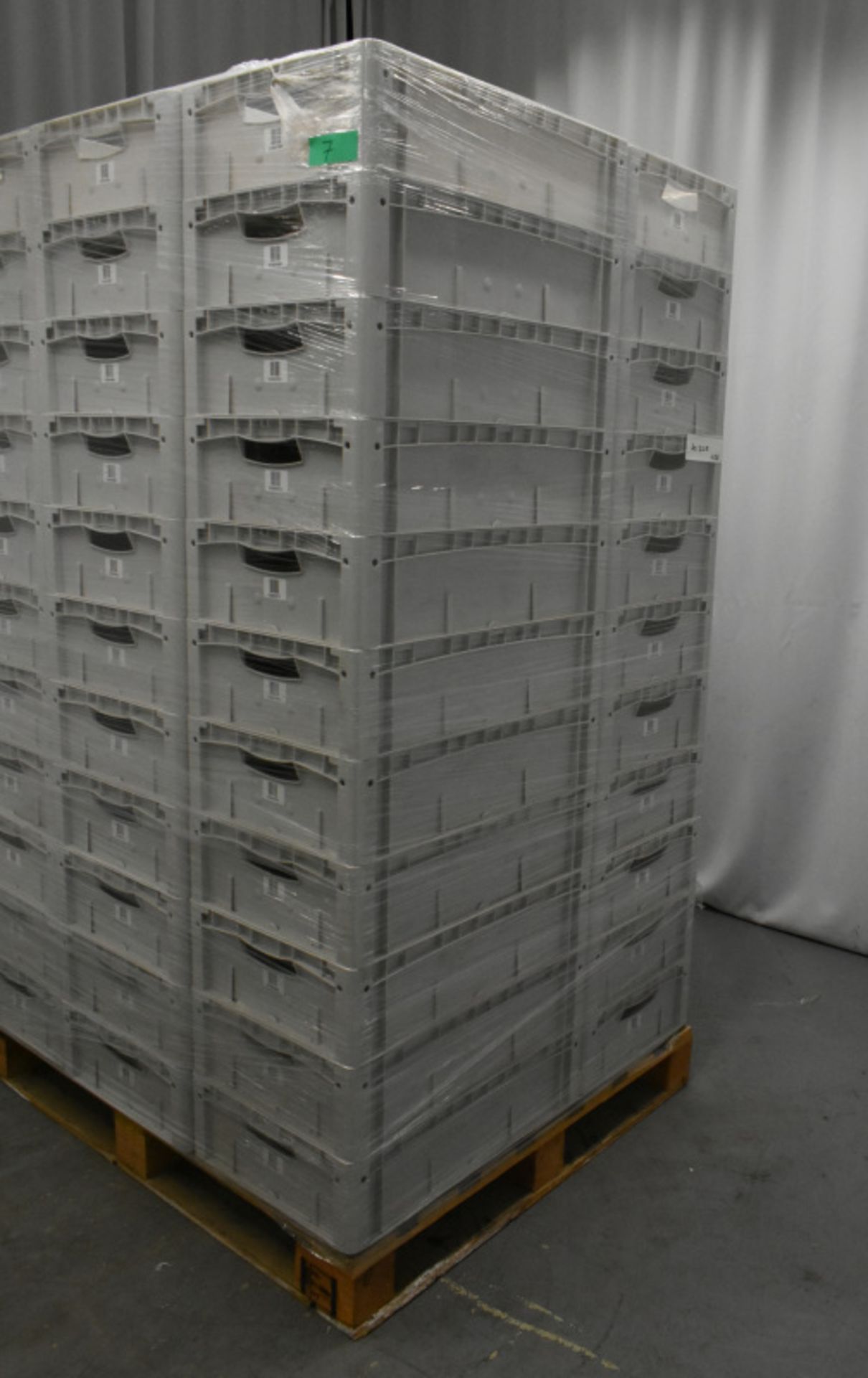 55x Tote Storage Boxes - L600 x W400 x H150mm - Image 2 of 4