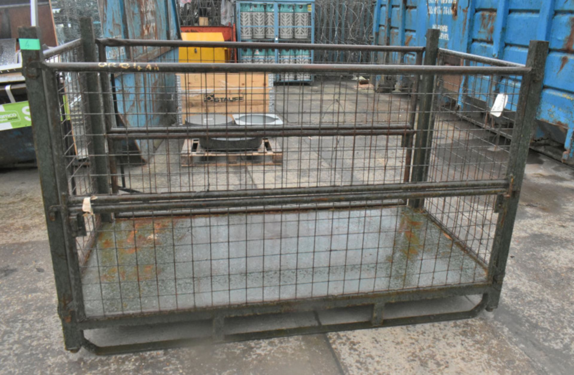 Longspan Metal Stillage - External dimensions L213 x W113 x H143cm - PLEASE SEE PICTURES FOR CONDITI