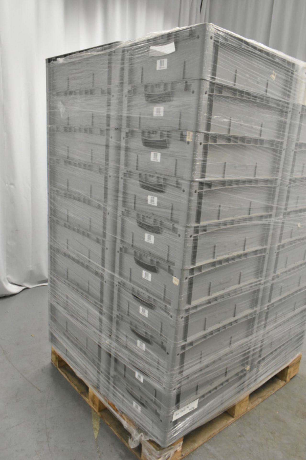 50x Tote Storage Boxes - L600 x W400 x H150mm - Image 4 of 6